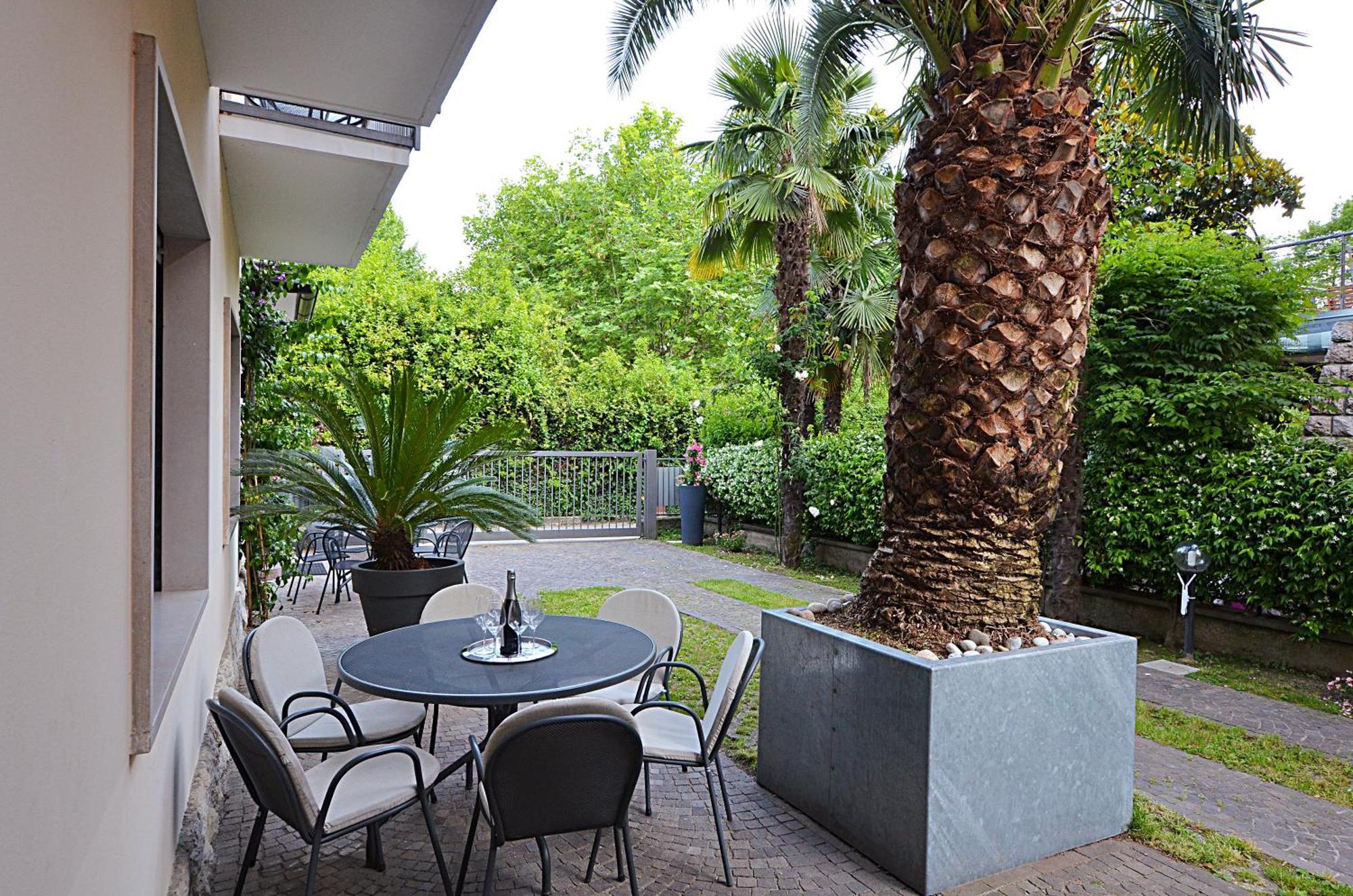 Villa Phoenix Riva del Garda Ngoại thất bức ảnh
