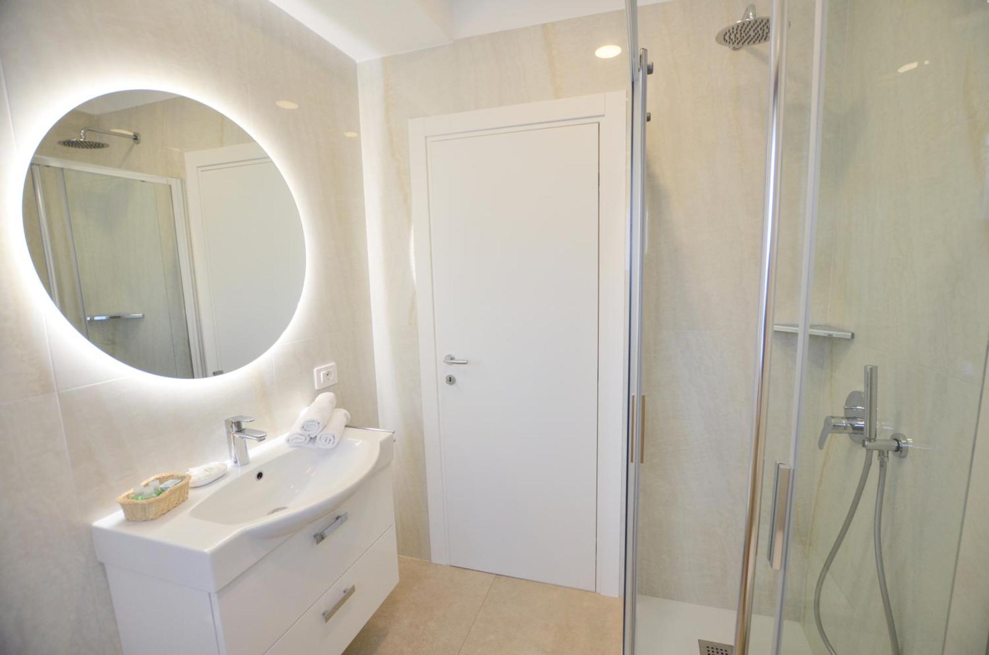 Villa Phoenix Riva del Garda Ngoại thất bức ảnh